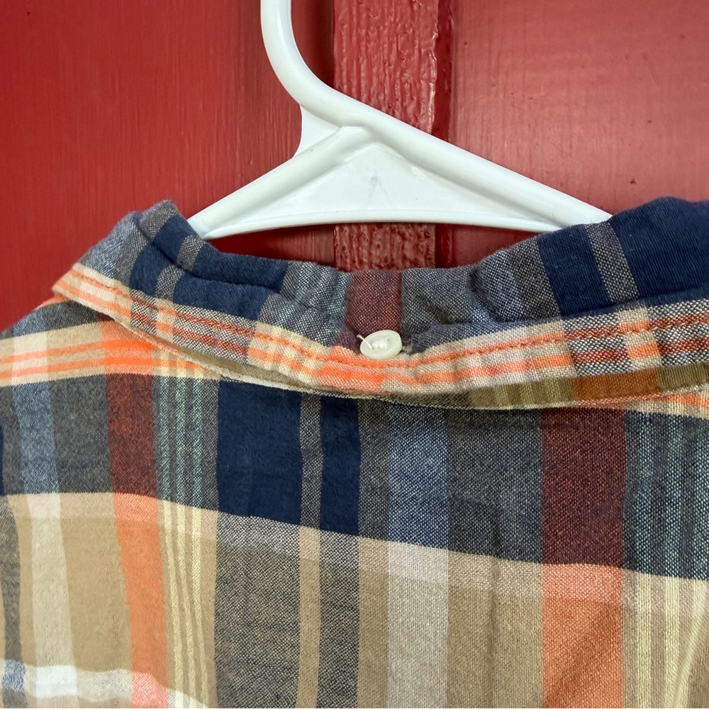 Orange Plaid Button Down! The color is 🔥 - Picture 6 of 9